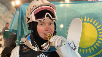 Фотография к новости: ҰОК президенті Юлия Галышеваны жеңісімен құттықтады