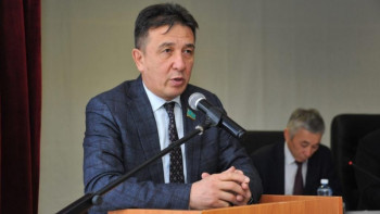 Фотография к новости: Қазақстан мен Ресейдегі жанар-жағармай бағасын салыстыруға болмайды - сенатор