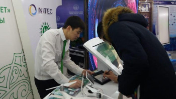 Фотография к новости: Енді қызылордалықтар анықтамаларды саусақ ізімен алады