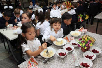Фотография к новости: Қазақстанда әрбір бесінші жеткіншек артық салмақтың зардабын тартып жүр