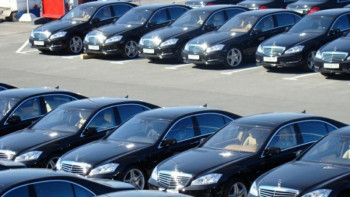 Фотография к новости: Қаржы министрі қызметтік көліктен бас тартты