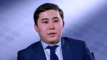 Фотография к новости: Еркебұлан Амантаев - "әдемі нөмір" алу, диспансерден анықтама және т.б. туралы