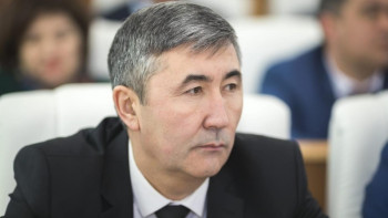 Фотография к новости: Жармалық кәсіпкер ауылдастарына сыйлық жасамақ