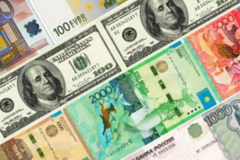 Фотография к новости: KASE: Доллар бағамы 376,54 теңгеге жетті 