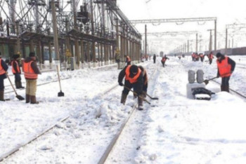 Фотография к новости: Қарағанды көлік прокурорлары 2 мыңнан астам теміржолшыға арнайы киім берілуіне ықпал етті
