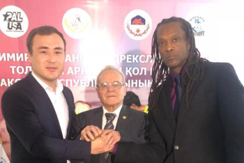 Фотография к новости: Қабырға сынған қолкүрес. Шардаралық Шынболат vs аңыз адам «Кобра» Родс