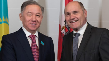 Фотография к новости: Нығматулин Австрия Парламенті ұлттық кеңесінің төрағасымен кездесті