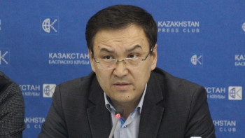 Фотография к новости: Елімізде шоу-бағдарламалар көбейіп кетті – Рамазан Стамғазиев