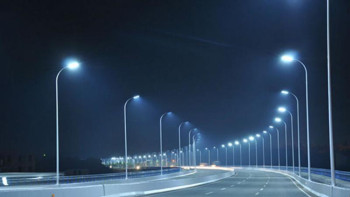 Фотография к новости: ШҚО-да алмастырылған көше шамдары мектеп пен балабақша аулаларына орнатылмақ