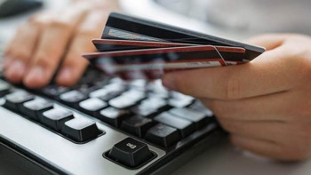 Фотография к новости: Өскемен полицейлері 14 интернет-қылмыстың бетін ашты