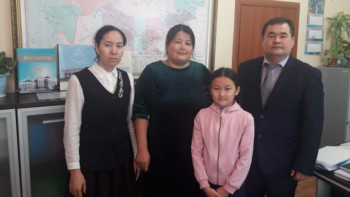 Фотография к новости: Сот ұжымы көпбалалы анаға көмектесті