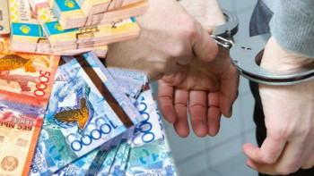 Фотография к новости: ҰҚК. Заңсыз валюта. «Запчасқа» мініп келіпті