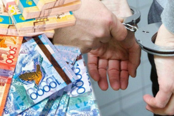 Фотография к новости: ҰҚК. Заңсыз валюта. «Запчасқа» мініп келіпті