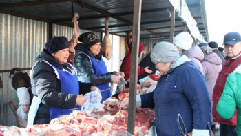 Фотография к новости: Өскемендегі жәрмеңкеде 6,5 тонна ет сатылды