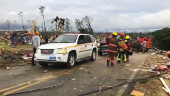 Фотография к новости: АҚШ-тың Алабама штатындағы торнадодан 22 адам қайтыс болды