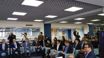 Фотография к новости: 26 жас дипломаттың сұхбаты