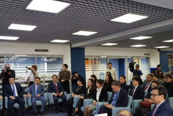 Фотография к новости: 26 жас дипломаттың сұхбаты