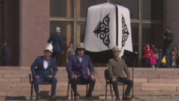 Фотография к новости: Қырғызстанда Ақ қалпақ күні атап өтілуде