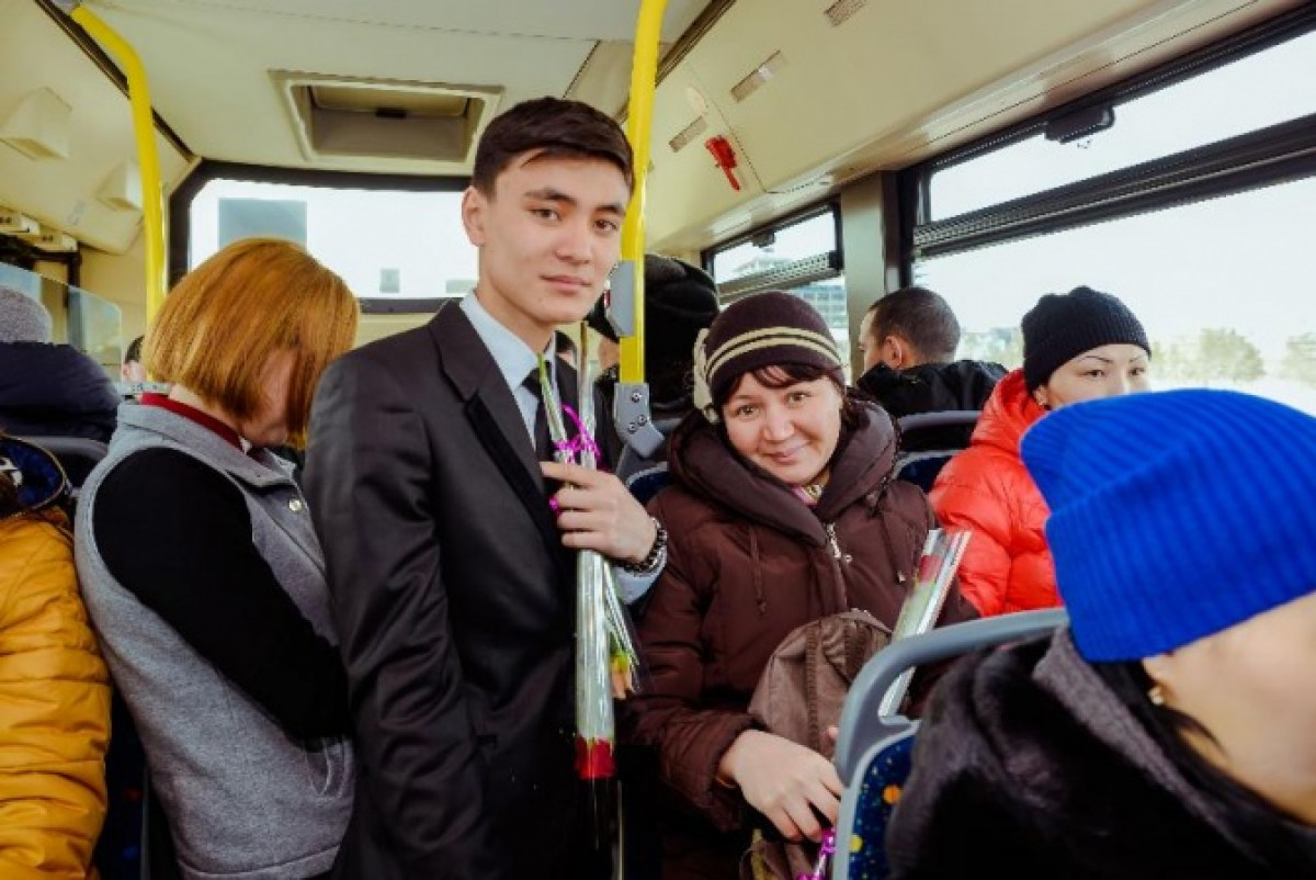 Астаналық қыз-келіншектер 8 наурызда қоғамдық көліктерде тегін жүреді