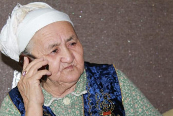 Фотография к новости: Көктем шуағы. Астанадан жеткен ақ раушан