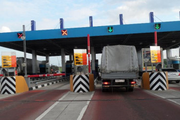 Фотография к новости: Ақылы жолдардың жылдық айналымы 40 млрд теңгеге жетеді 