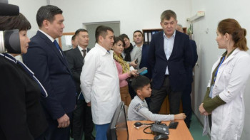 Фотография к новости: Біртанов Атыраудағы денсаулық сақтау саласымен танысты