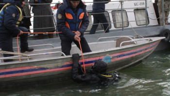 Фотография к новости: Атырау облысында сүңгуірлер Жайық түбін тексерді