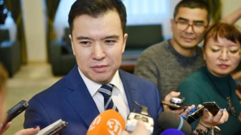 Фотография к новости: Дәленов Мәдина Әбілқасымованың жаңа қызметі жайлы айтты