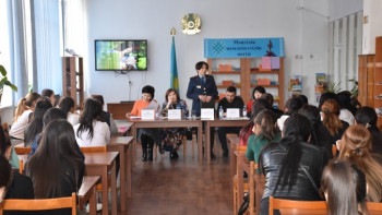 Фотография к новости: Полицейлер: «Қыз тәрбиесі – ұлт тәрбиесі»