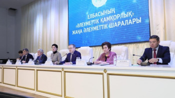 Фотография к новости:  Үкіметтің жұмыс тобы ақтөбеліктермен кездесті  