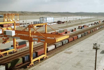 Фотография к новости: Түрікменстандықтарға Өзбекстанға тауар кіргізуге тыйым салынды