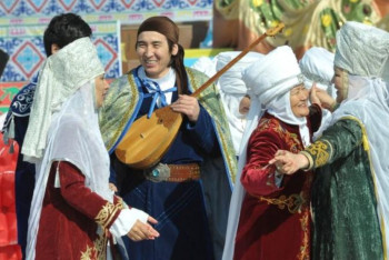 Фотография к новости: Көрісу күні қалай пайда болған?