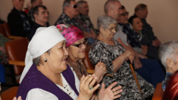 Фотография к новости: Павлодарлық полицейлер Наурыз мейрамына орай акция бастады