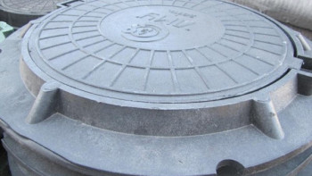 Фотография к новости: Астанада полимерлік люктер орнатылады