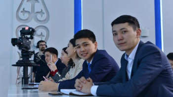 Фотография к новости: Жастар жылы. Жол картасы әзірленді