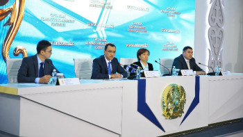 Фотография к новости: Әшімбаев: Басты міндетіміз - халық мәселесін тиімді шешу