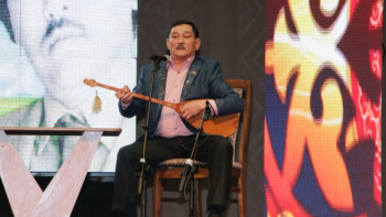 Фотография к новости: Қызылжарда 22 ақын 10 сағат айтысты