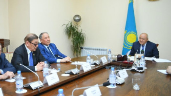 Фотография к новости: Түркістанда ардагерлерге қолдау көрсетіледі