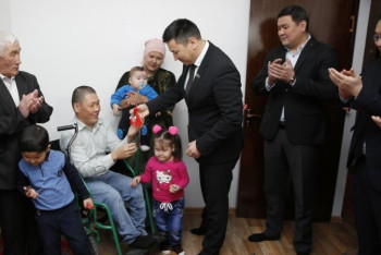 Фотография к новости: Атырау облысында параспортшы баспаналы болды