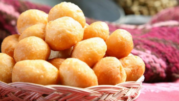 Фотография к новости: Шымкентте жастар бір тоннадан астам бауырсақ пісірді