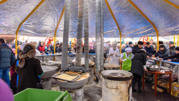 Фотография к новости: Астанада қала тұрғындары мен қонақтарына ыстық бауырсақ таратылады