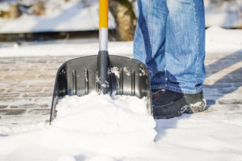 Фотография к новости: СҚО-да 13 мың текше метр қар шығарылды 