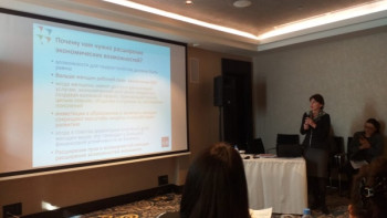 Фотография к новости: Қазақстан кез келген өзгеріске жылдам бейімделеді - Эльвира Азимова