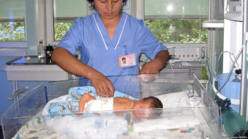 Фотография к новости: ШҚО-да жүрегінде туабітті ақау анықталған нәрестеге көмек көрсетілді