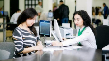 Фотография к новости: ХҚКО-да құжаттандыру жұмыстары демалыс күндері де жүзеге асырылады