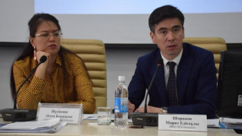 Фотография к новости: ШҚО дәрігерлері ана мен бала денсаулығына басымдылық беруде