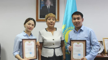 Фотография к новости: Павлодарда көшедегі жарнама мәтіндерінен қате тапқандар марапатталды  ﻿