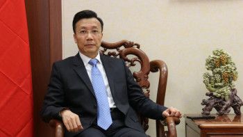 Фотография к новости: Қытай елшісі - Шыңжаңдағы білім беру және дайындық орталығындағы ахуал туралы