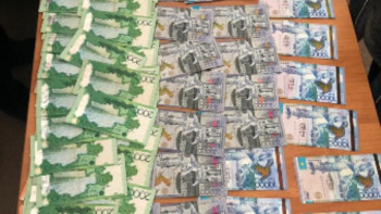 Фотография к новости: Қорғас шекарашылары декларацияланбаған 4 млн теңгені тәркіледі