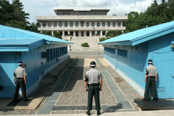 Фотография к новости: 38-параллель. Параллель корейлер